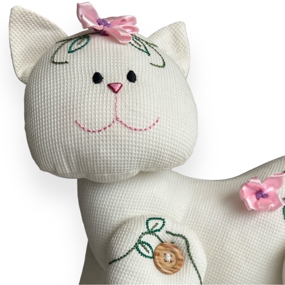 T.L. Toys Stuffed Kitten Embroidered Flowers Satin Ribbon Roses Button Joints - Picture 3 of 6